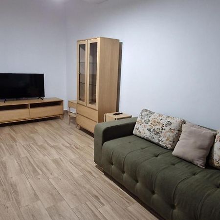 Apartamente Livada Râmnicu Vâlcea エクステリア 写真