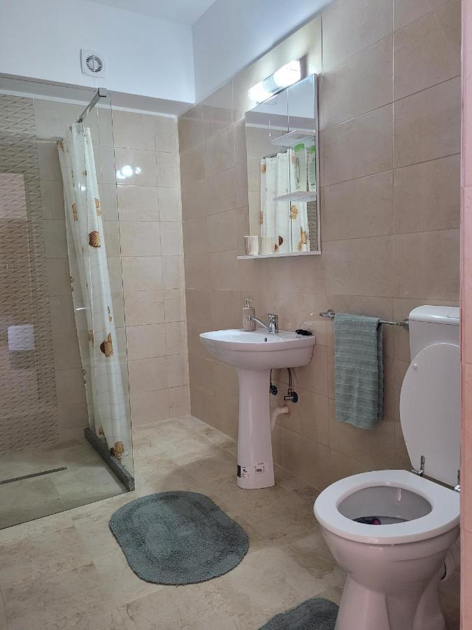 Apartamente Livada Râmnicu Vâlcea エクステリア 写真