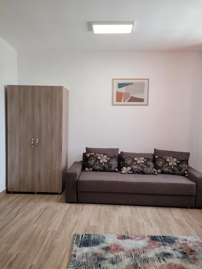 Apartamente Livada Râmnicu Vâlcea エクステリア 写真