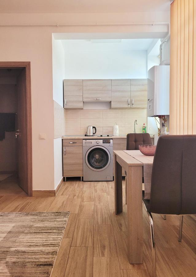 Apartamente Livada Râmnicu Vâlcea エクステリア 写真