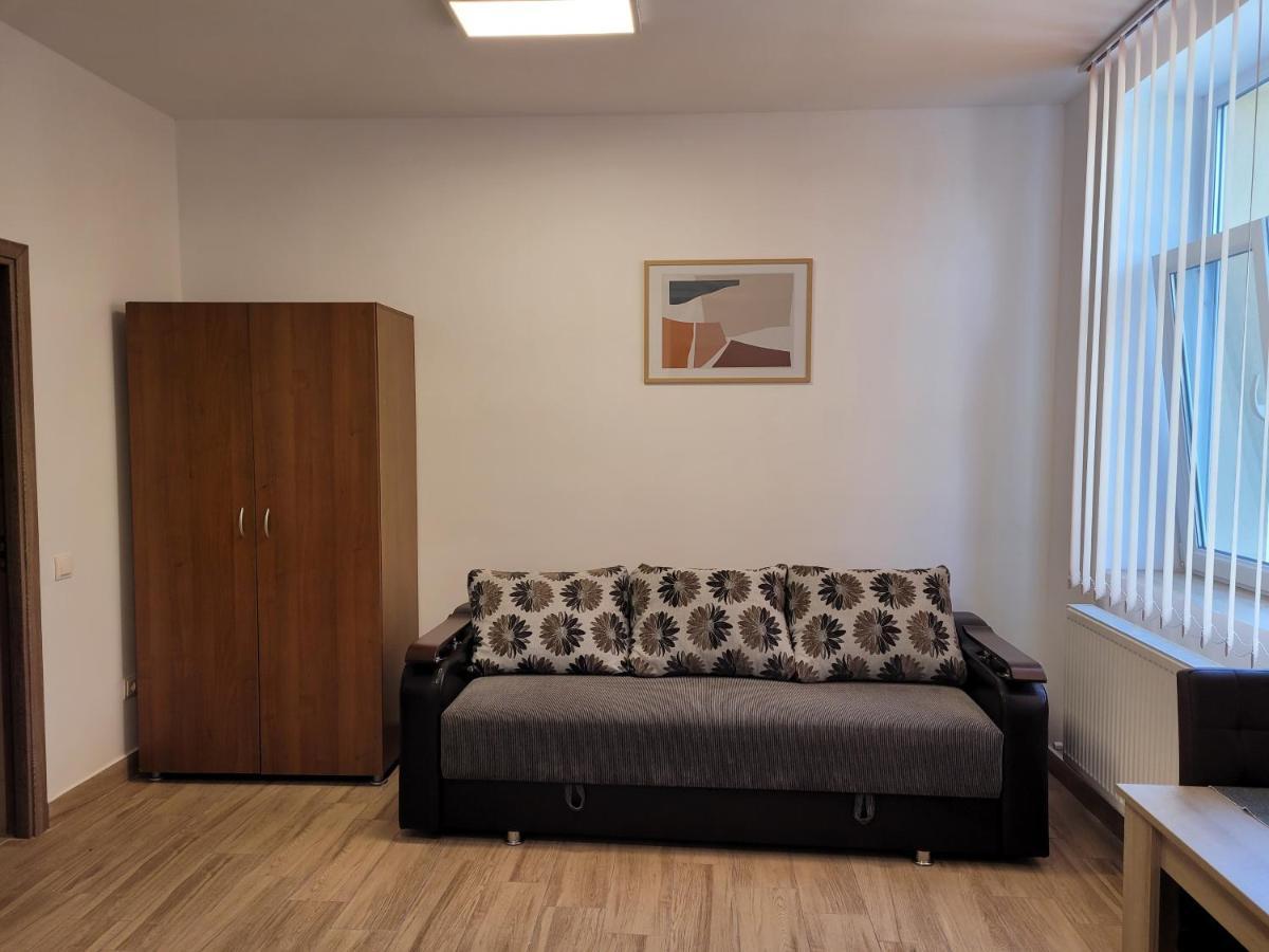 Apartamente Livada Râmnicu Vâlcea エクステリア 写真
