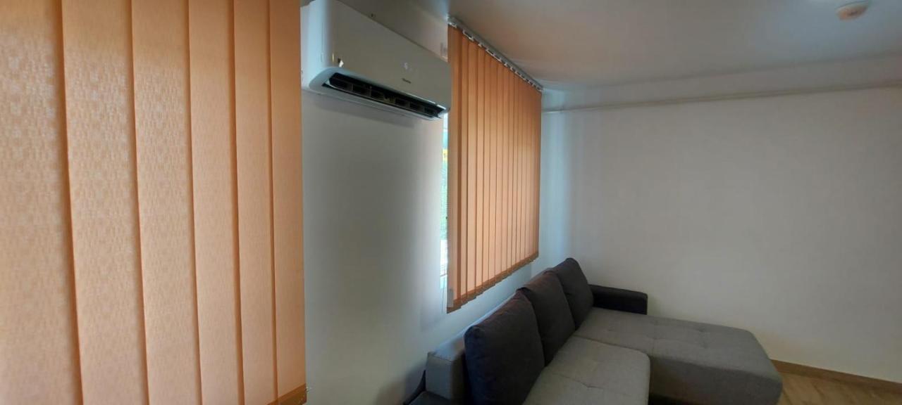 Apartamente Livada Râmnicu Vâlcea エクステリア 写真