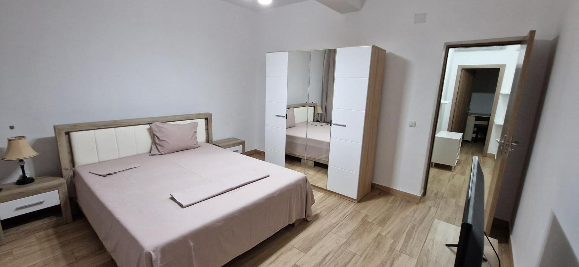 Apartamente Livada Râmnicu Vâlcea エクステリア 写真